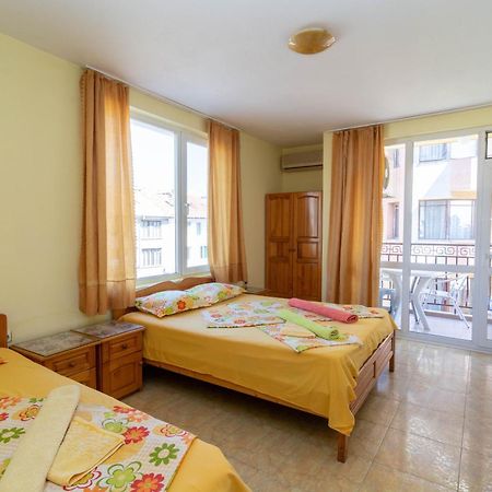 Fener Guest House Pomorie Exterior photo