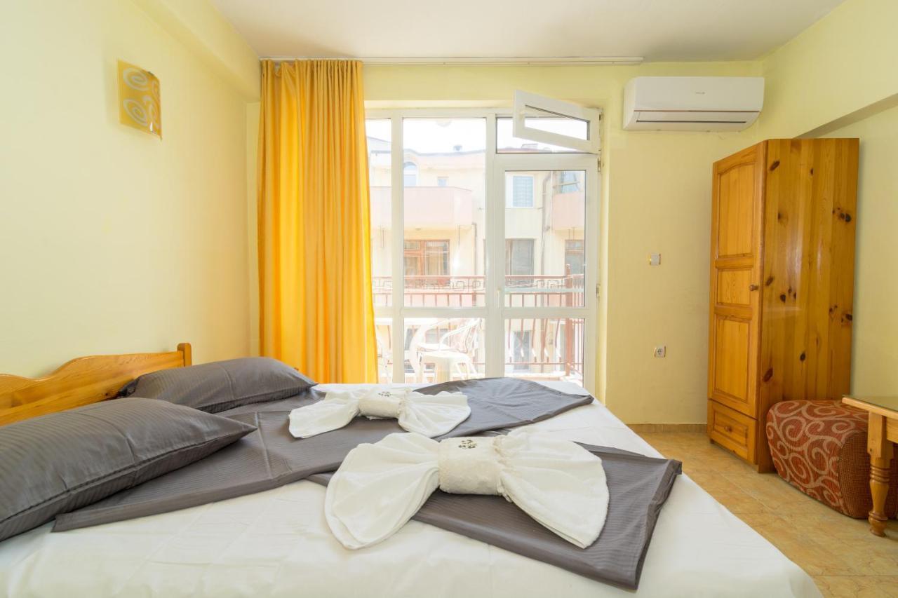 Fener Guest House Pomorie Exterior photo