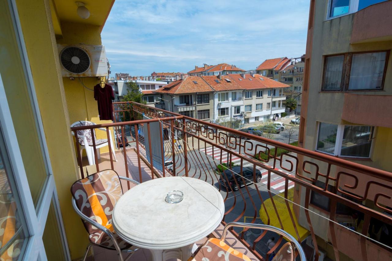 Fener Guest House Pomorie Exterior photo